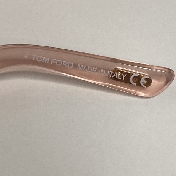 New  - Tom Ford Oversized Carine-02 Tf902 Pink Sunglasses - Picture 8 of 9